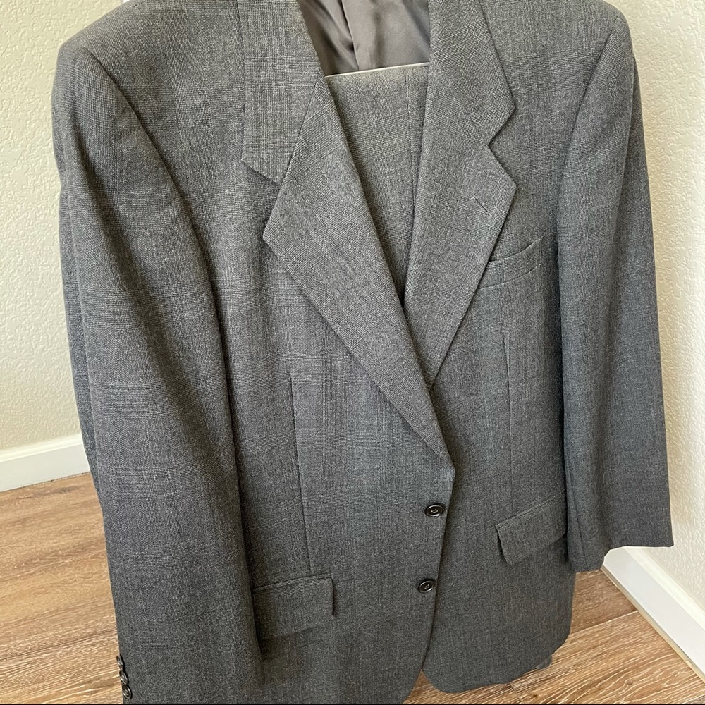 2 Button Suit 41R/33R - Picture 2 of 8
